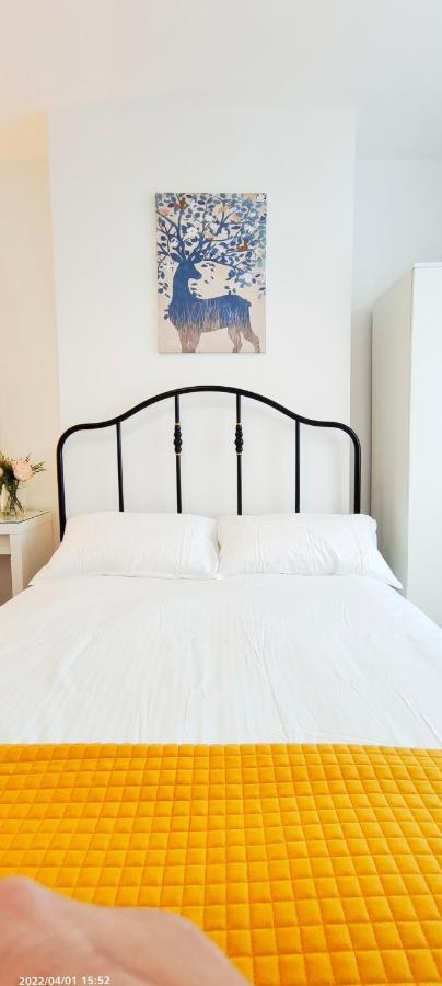 Апартаменты Acacia Flat 189 In Wembley Лондон Экстерьер фото