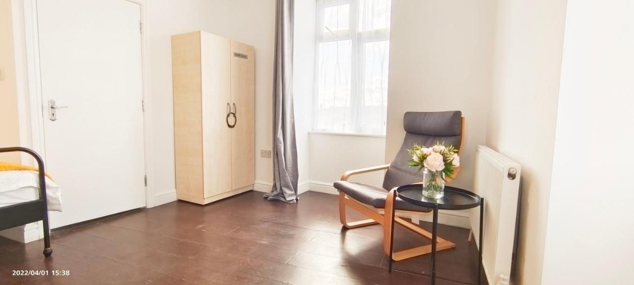 Апартаменты Acacia Flat 189 In Wembley Лондон Экстерьер фото