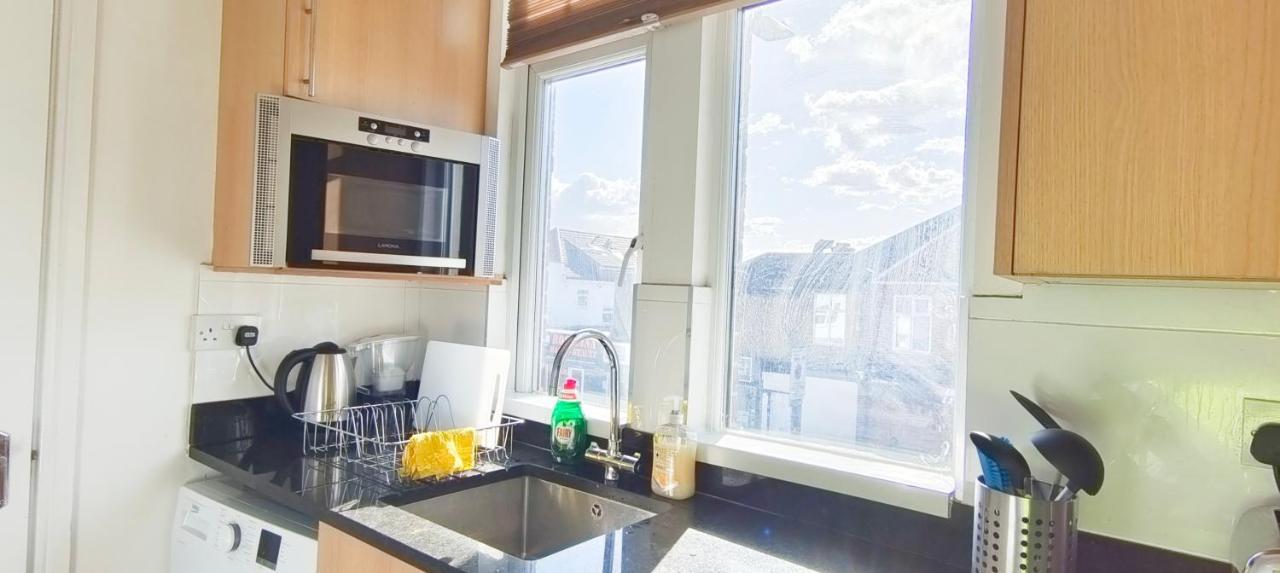 Апартаменты Acacia Flat 189 In Wembley Лондон Экстерьер фото